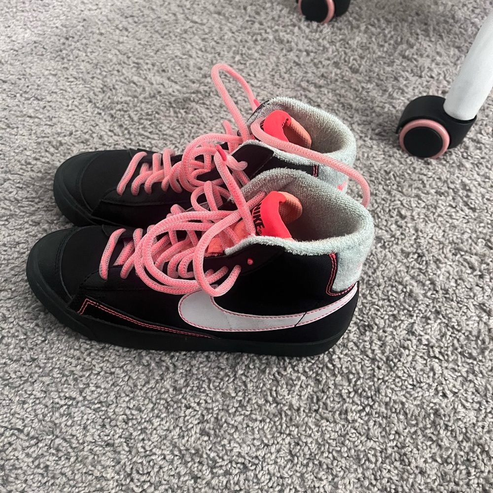 Nike Black and Pink High-Top Sneakers - Picture 3 of 5